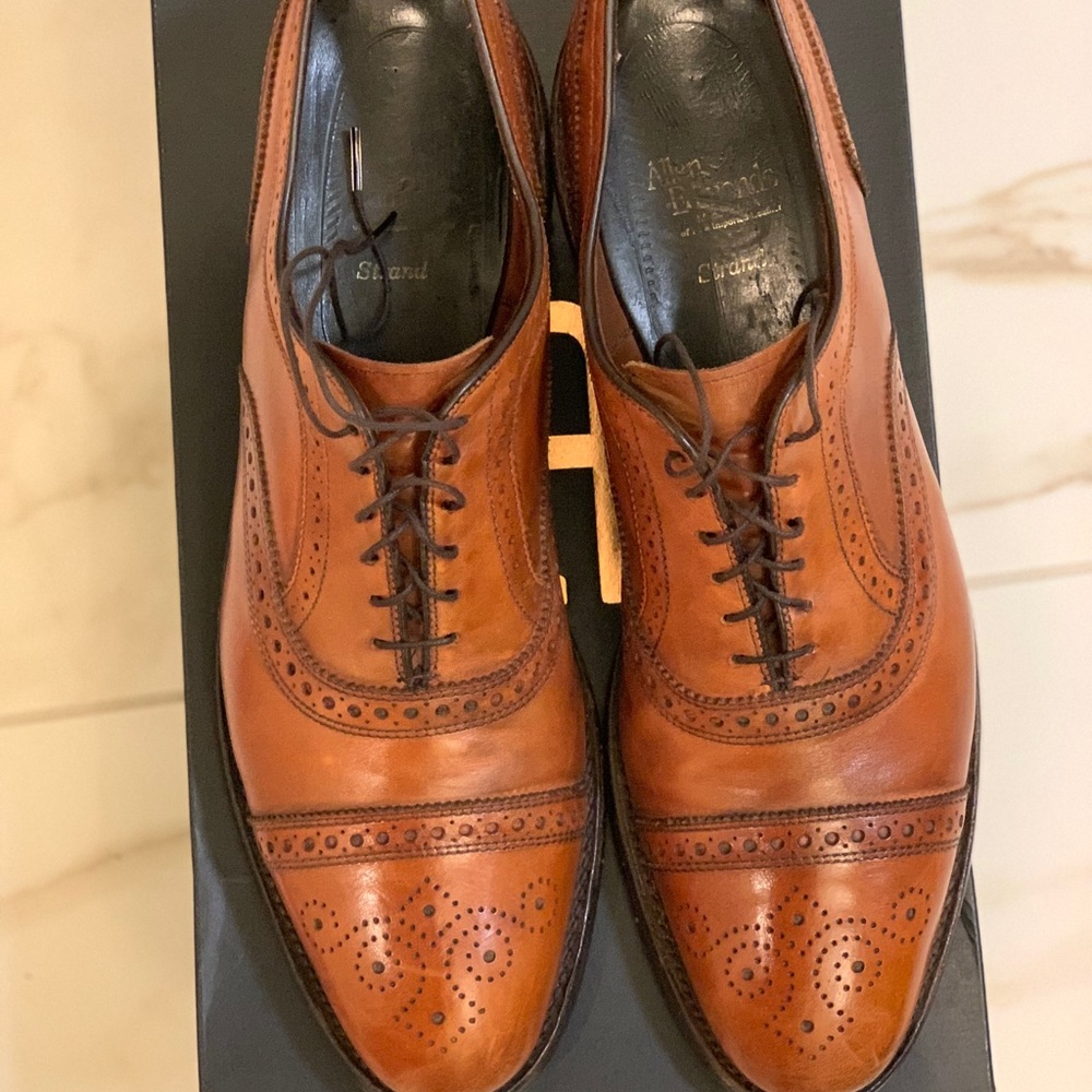 Allen Edmonds Brown Strand Oxford. Size 13aa. - image 2